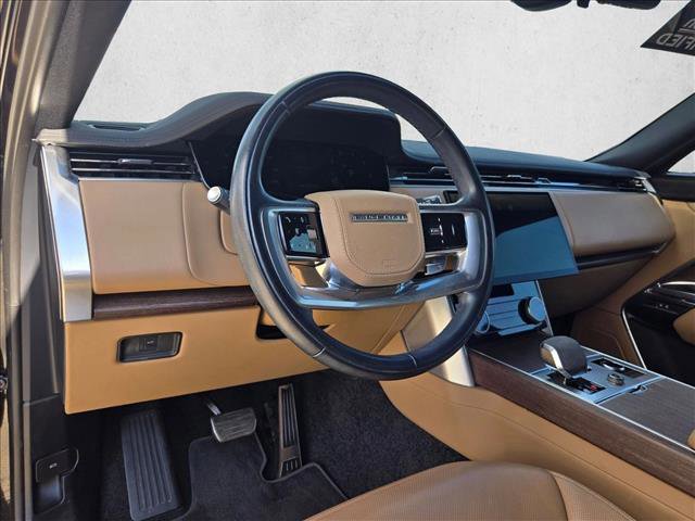 Used 2023 Land Rover Range Rover SE image 9
