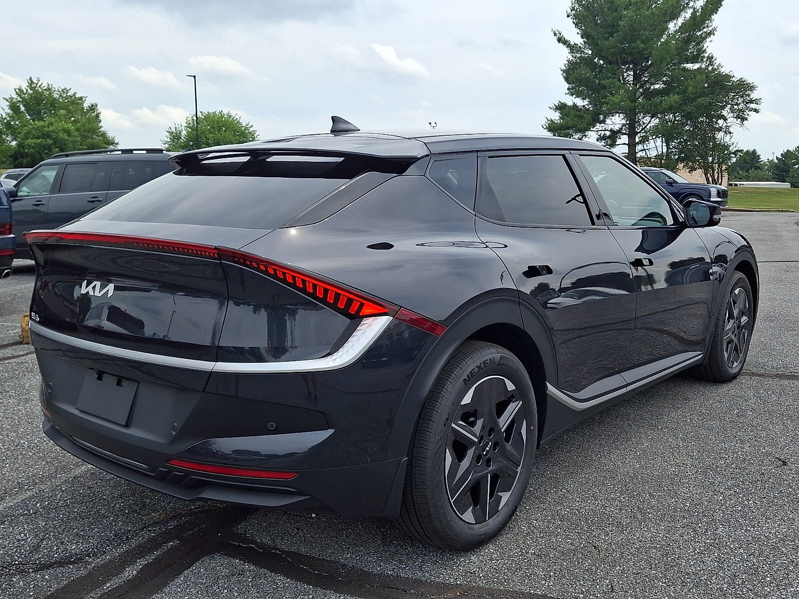 New 2026 Kia EV6 Light AWD/4WD image 3