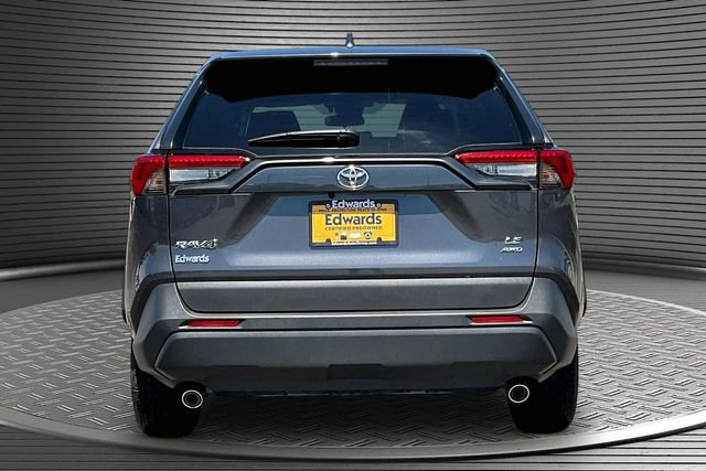 Used 2024 Toyota RAV4 LE AWD/4WD image 5