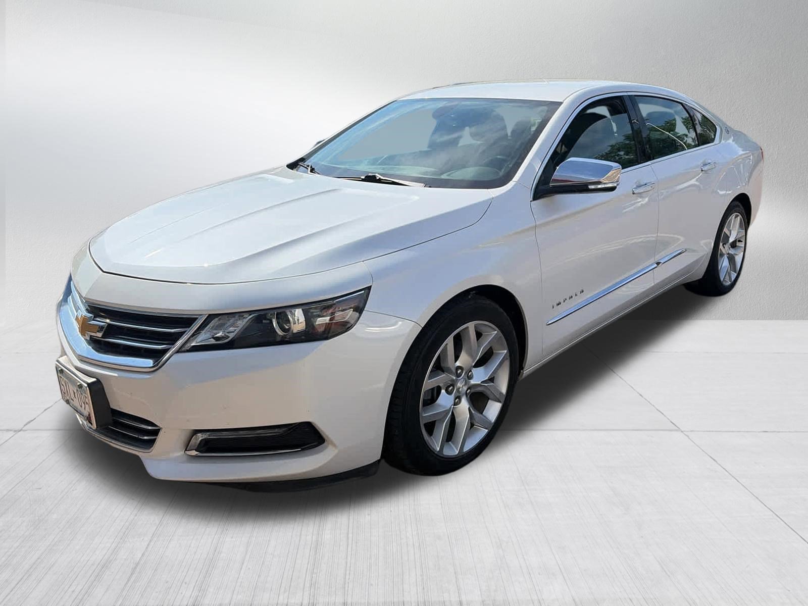 Used 2018 Chevrolet Impala Premier FWD image 3