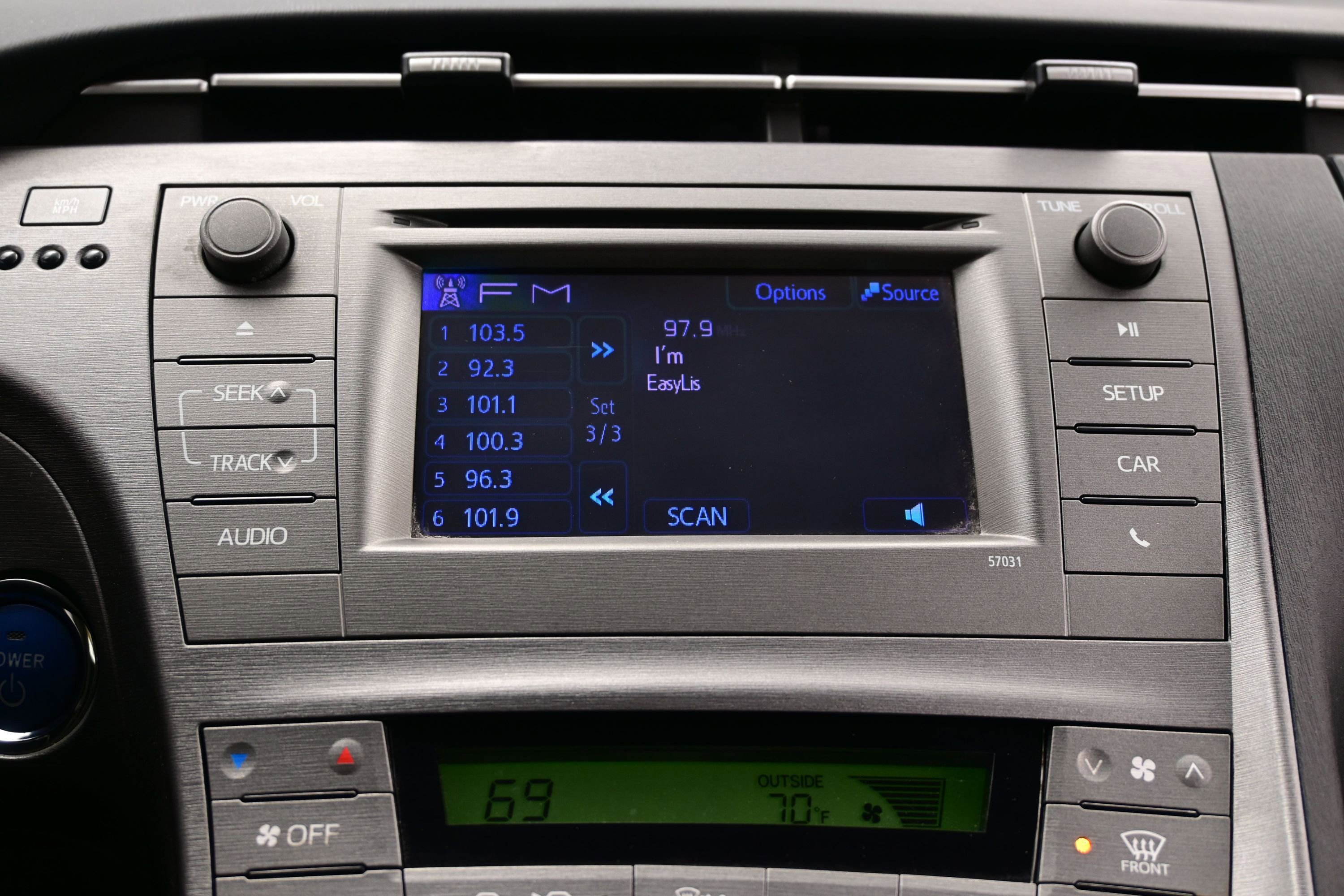 Used 2015 Toyota Prius Two FWD image 18