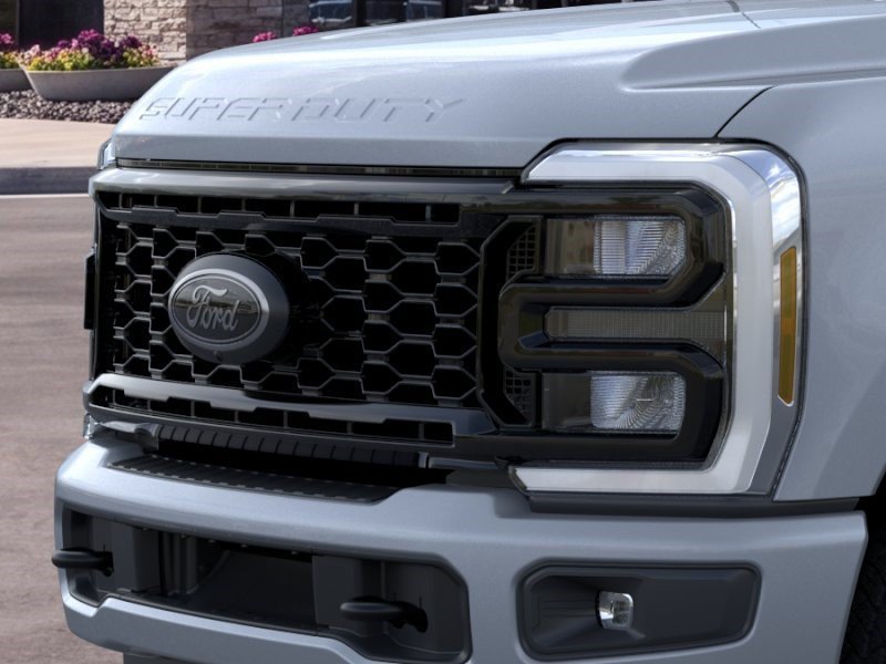 New 2026 Ford F250 Lariat w/ Black Appearance Package AWD/4WD image 17