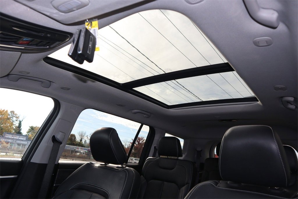 Used 2022 Jeep Grand Cherokee L Limited image 18