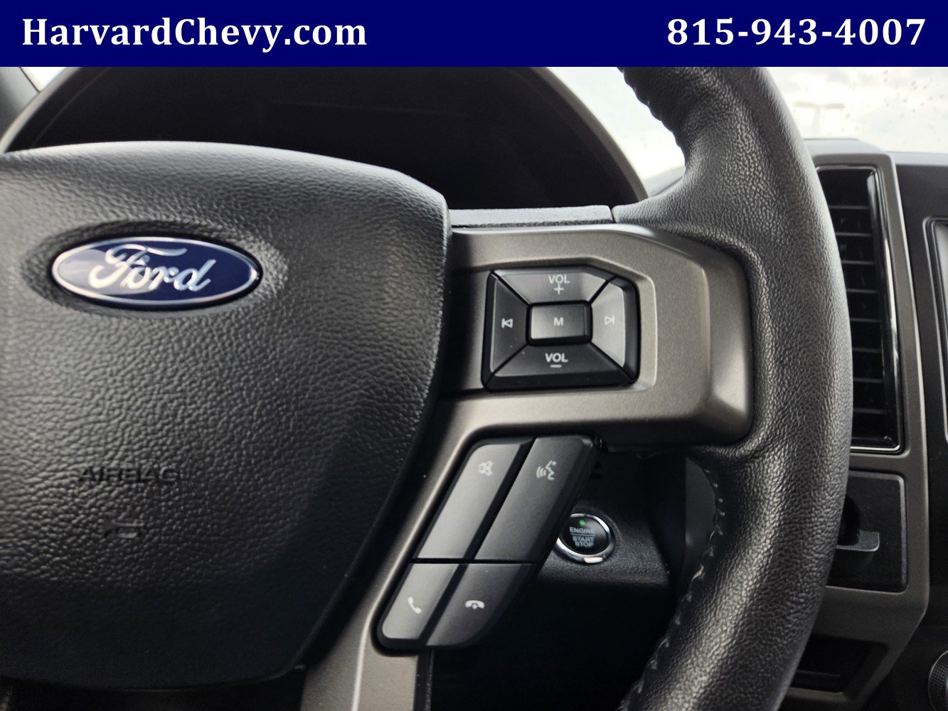 Used 2020 Ford Expedition XLT w/ Equipment Group 202A AWD/4WD image 19