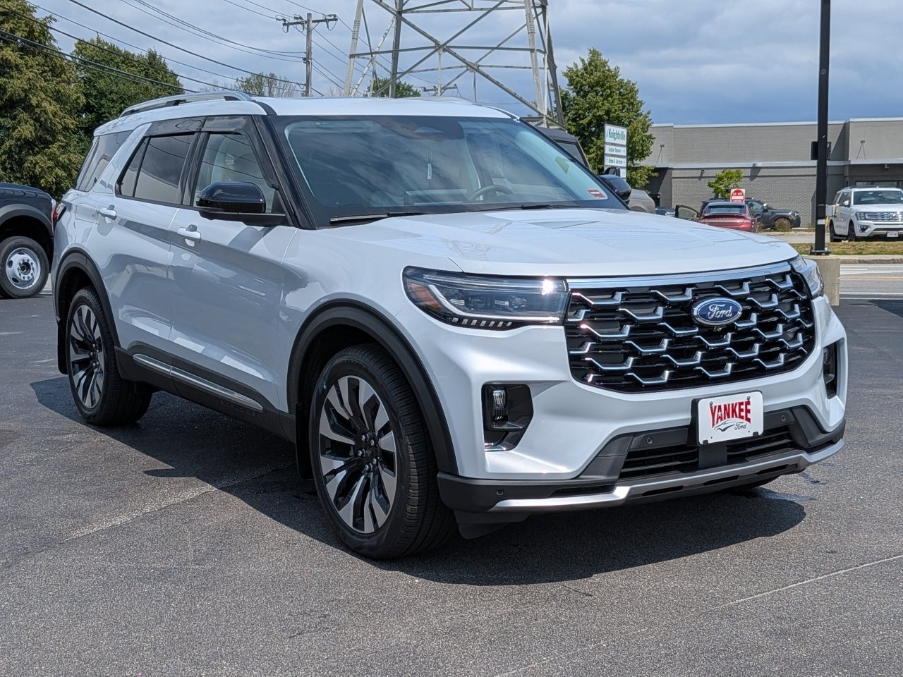 New 2026 Ford Explorer Platinum w/ LUX Leather Package AWD/4WD image 38