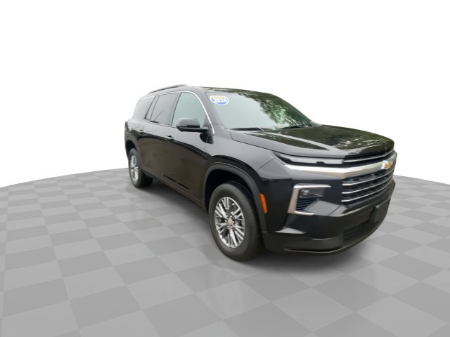 Used 2024 Chevrolet Traverse LT FWD image 4
