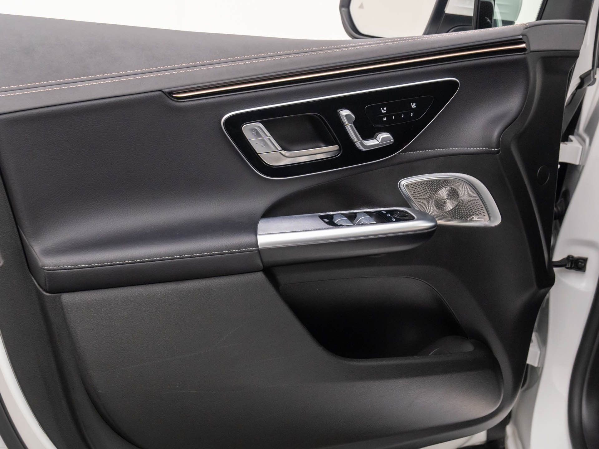 Certified 2024 Mercedes-Benz EQE 350+ 4MATIC SUV w/ Driver Assistance Package image 15