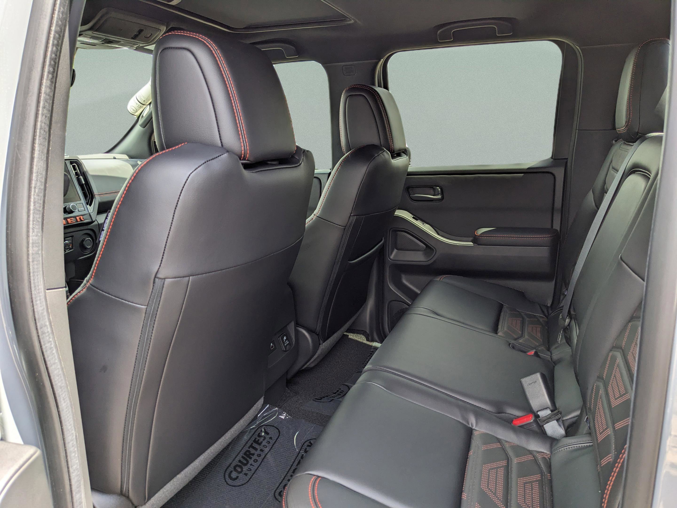New 2026 Nissan Frontier PRO-4X w/ Pro Premium Package AWD/4WD image 15
