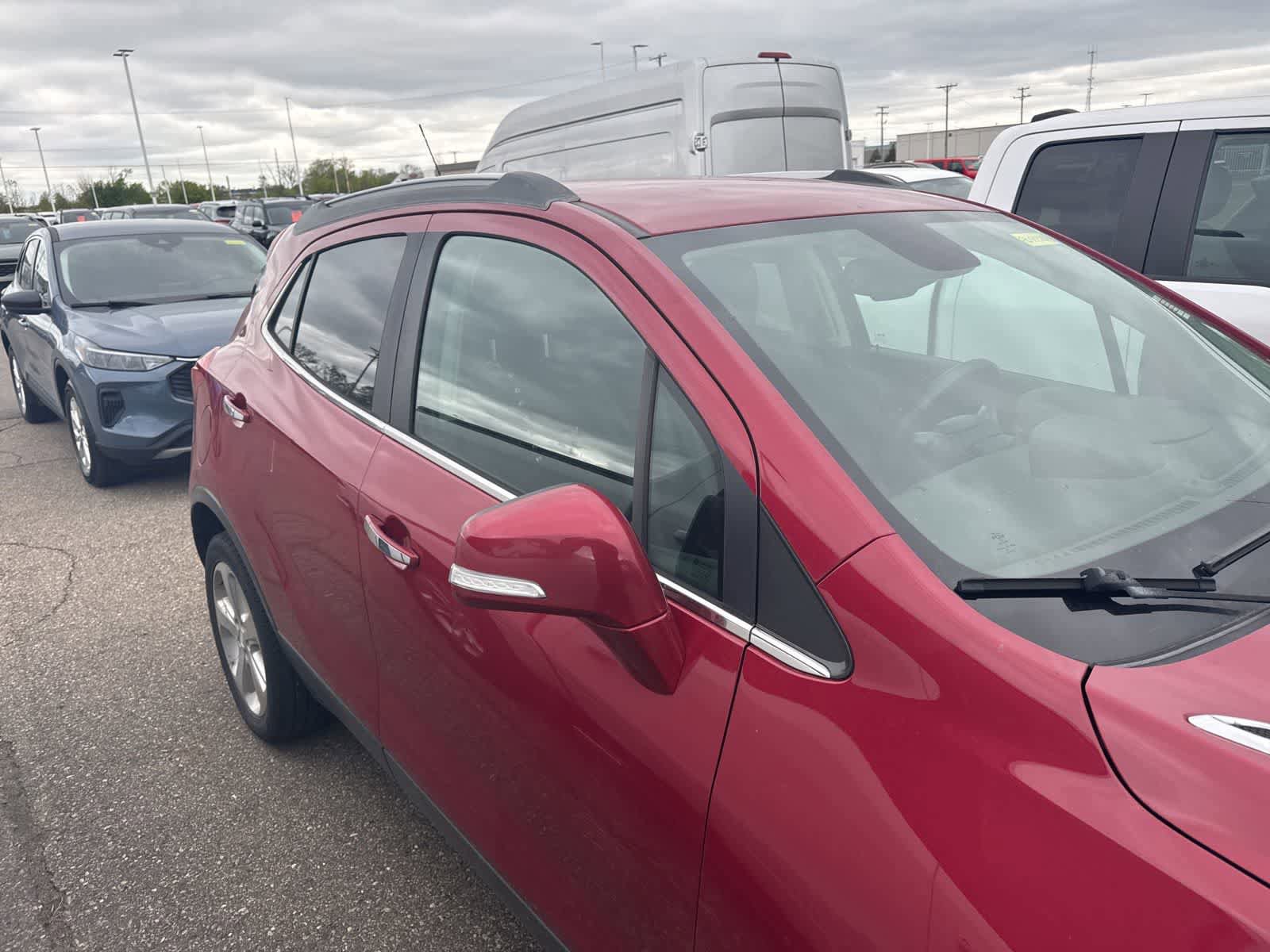 Used 2015 Buick Encore Convenience FWD image 6