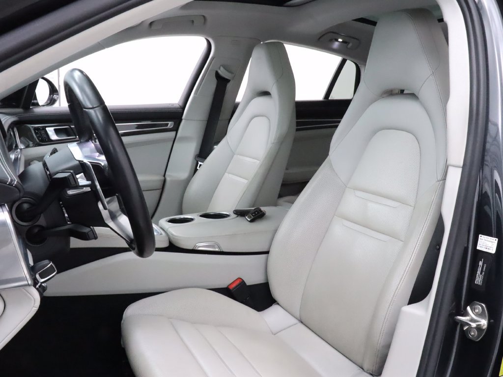 Used 2018 Porsche Panamera 4S AWD/4WD image 10