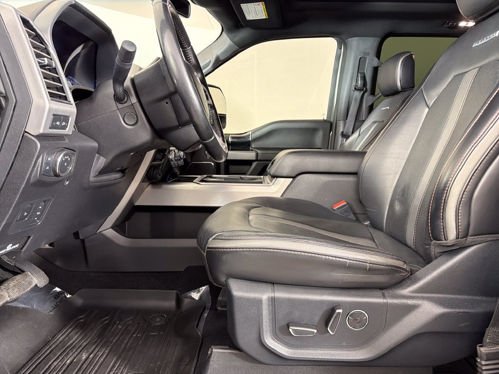 Used 2020 Ford F350 Platinum AWD/4WD image 20
