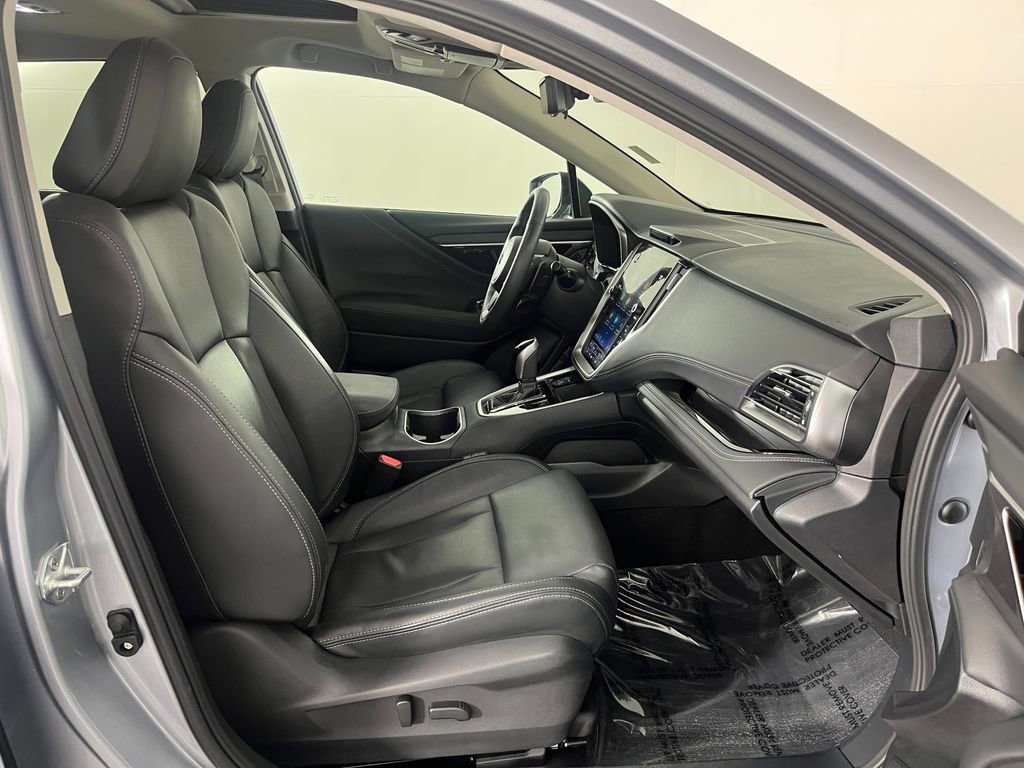 Used 2024 Subaru Outback Touring XT AWD/4WD image 17