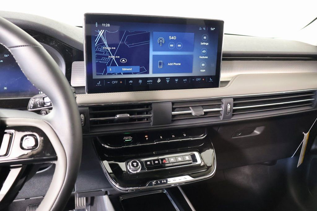 New 2026 Lincoln Corsair Premiere image 5