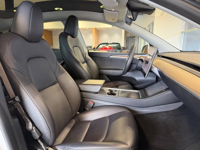 Used 2023 Tesla Model Y Performance AWD/4WD image 24
