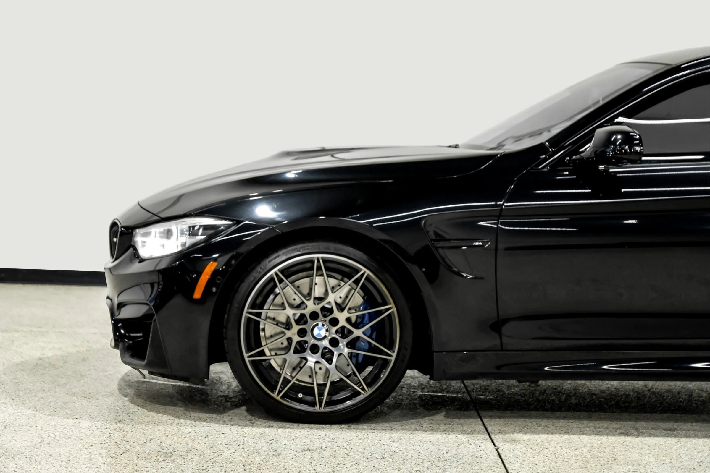 Used 2018 BMW M4 Coupe image 10