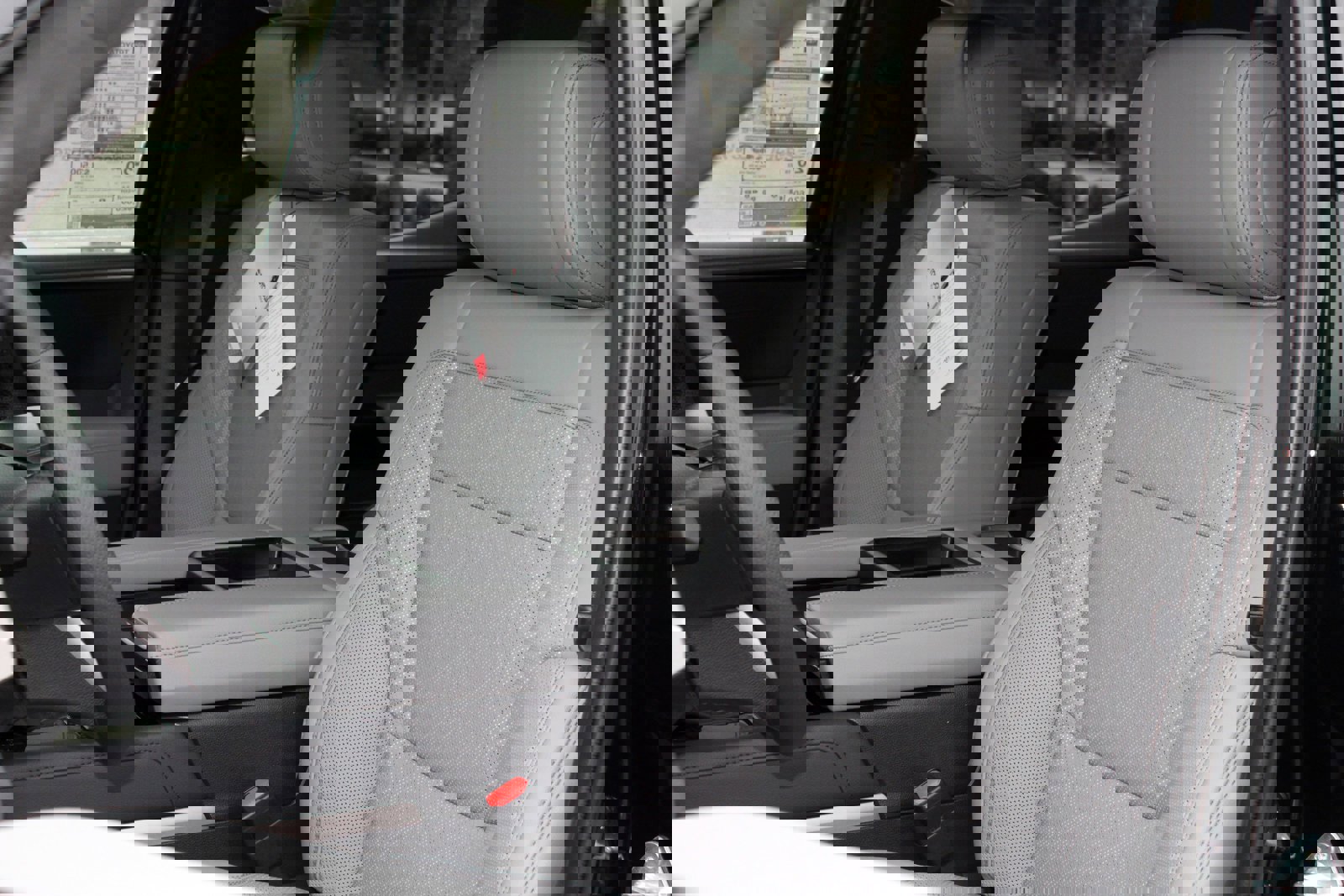 New 2025 Toyota Tundra Limited image 7