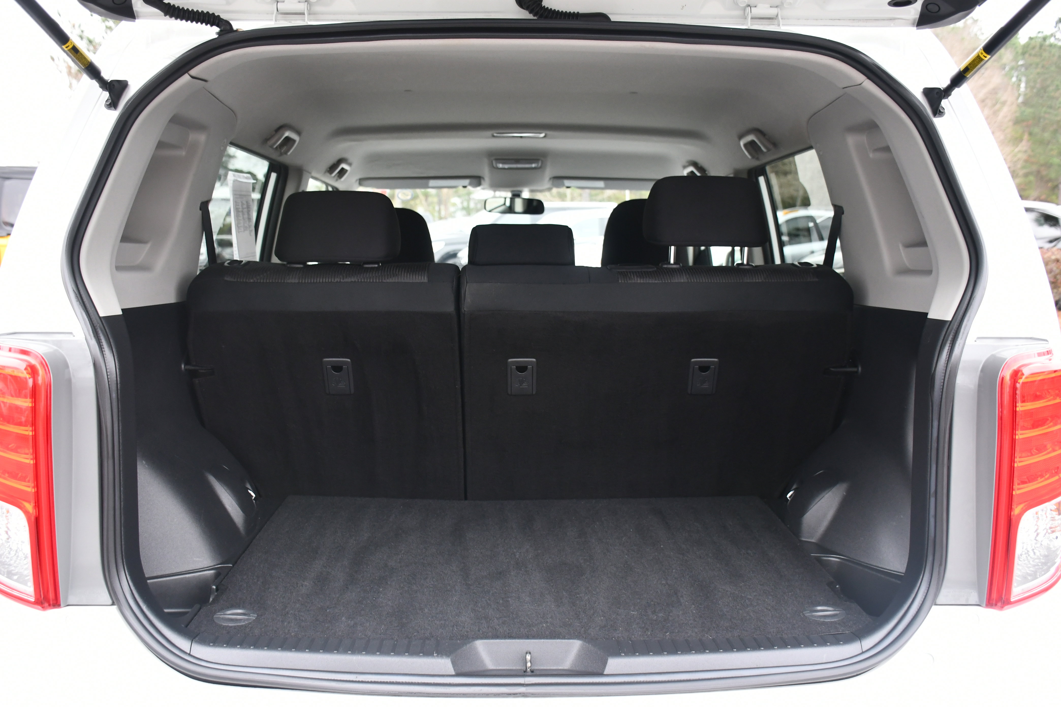 Used 2015 Scion xB image 17