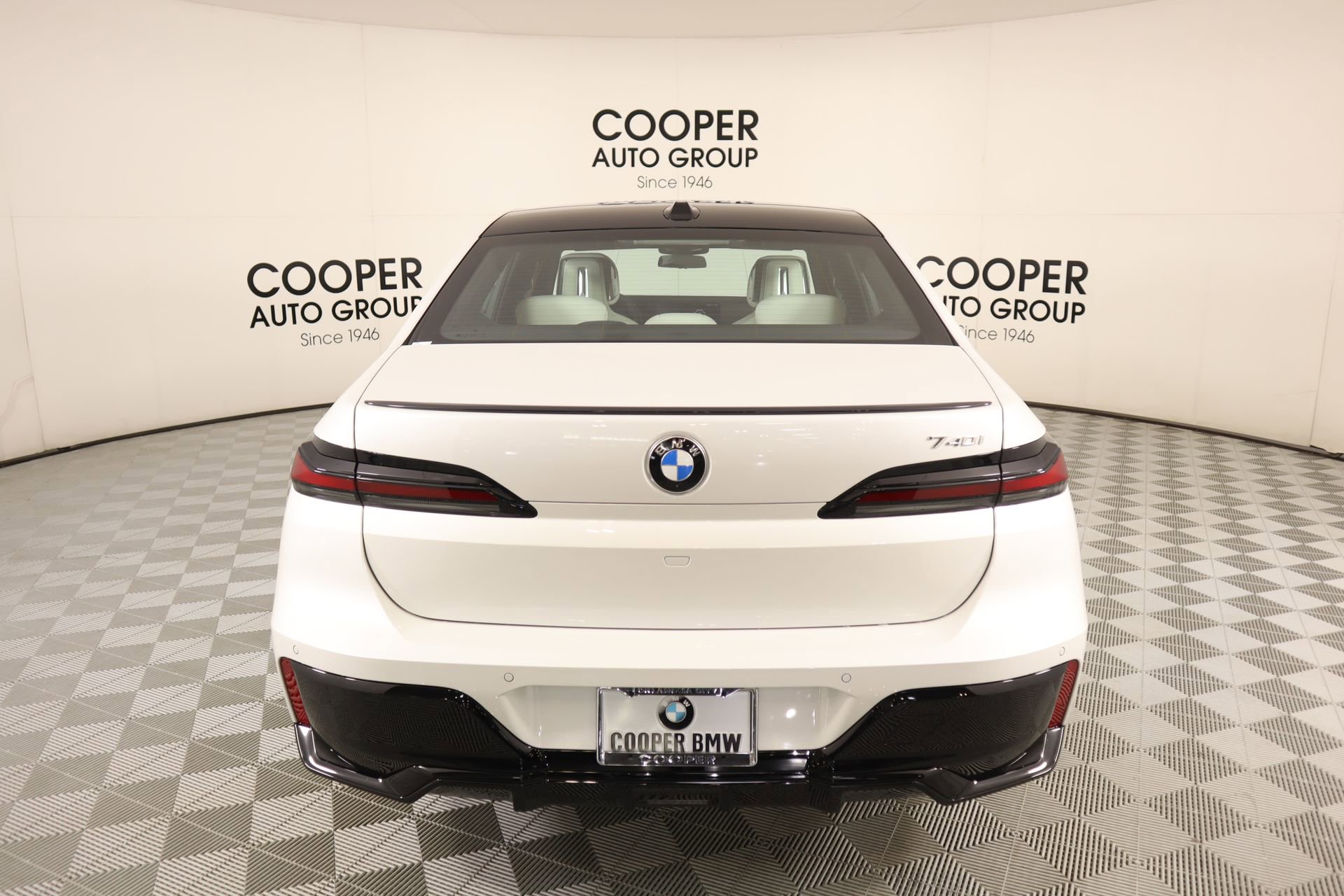 New 2026 BMW 740i RWD image 23