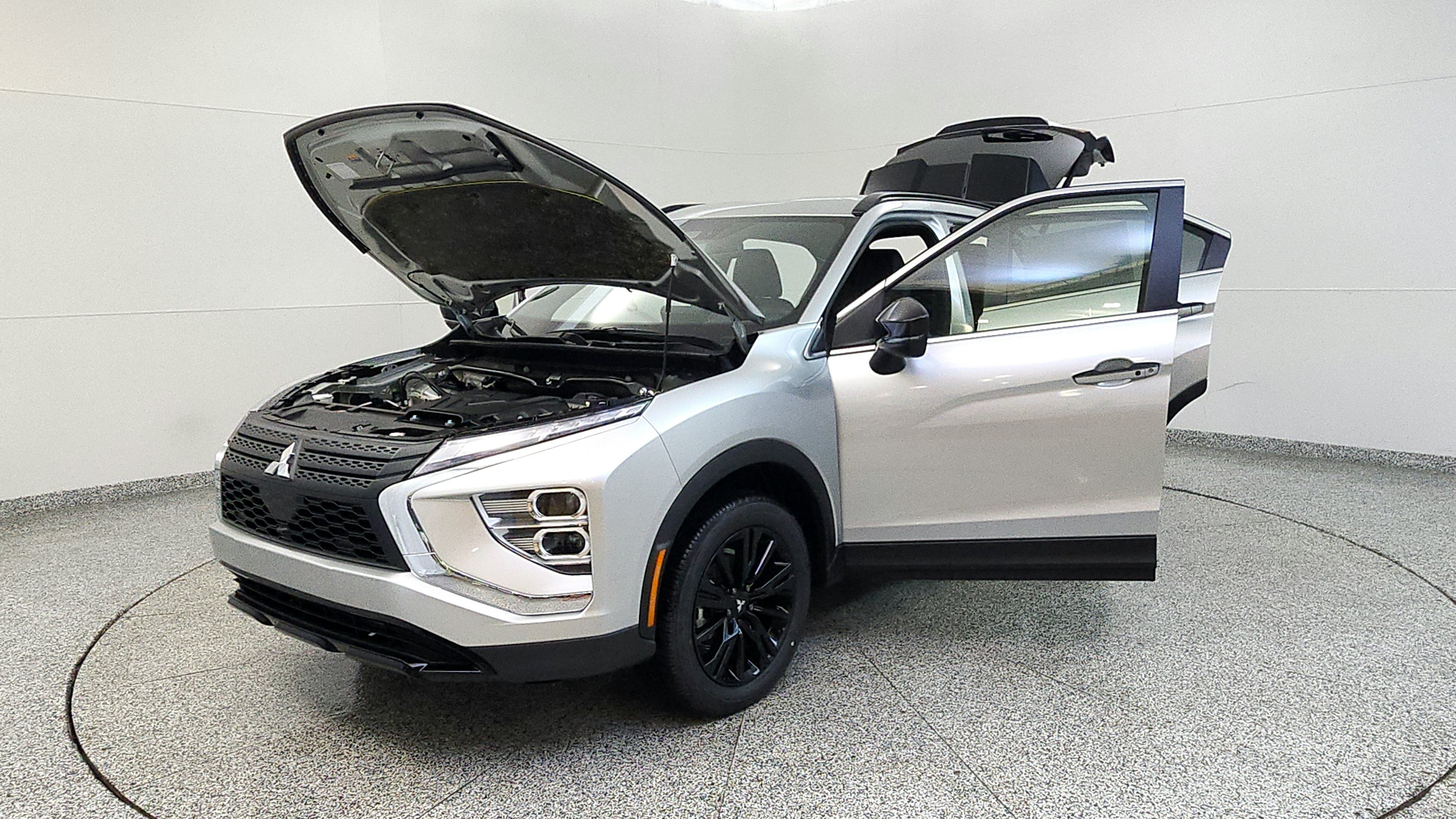 Used 2025 Mitsubishi Eclipse Cross AWD image 9