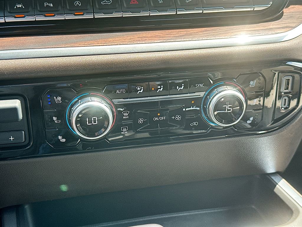 Used 2024 GMC Sierra 1500 SLT w/ SLT Premium Plus Package image 14