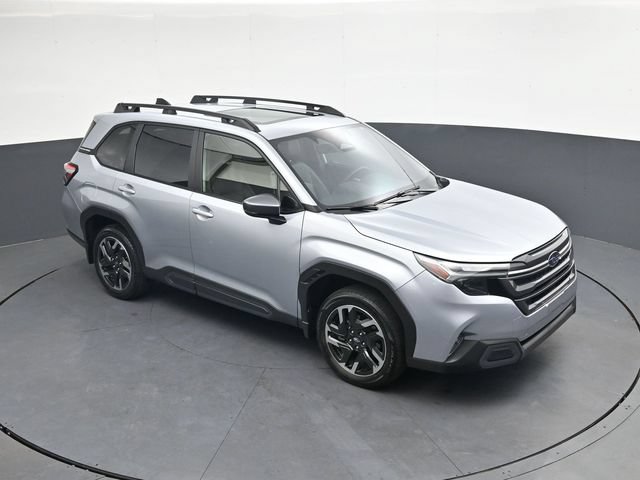 Used 2025 Subaru Forester Limited AWD/4WD image 22