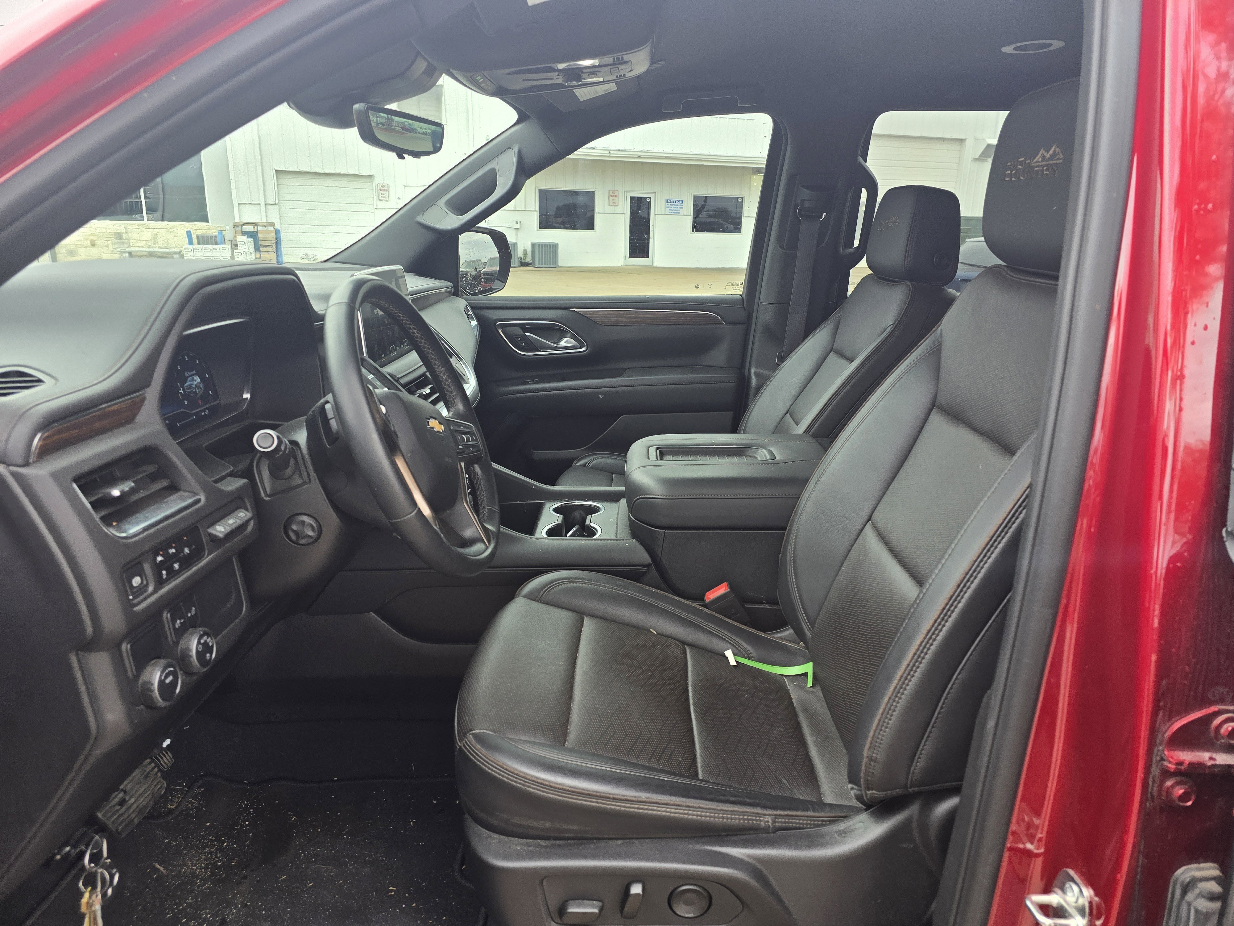 Used 2024 Chevrolet Tahoe High Country image 11