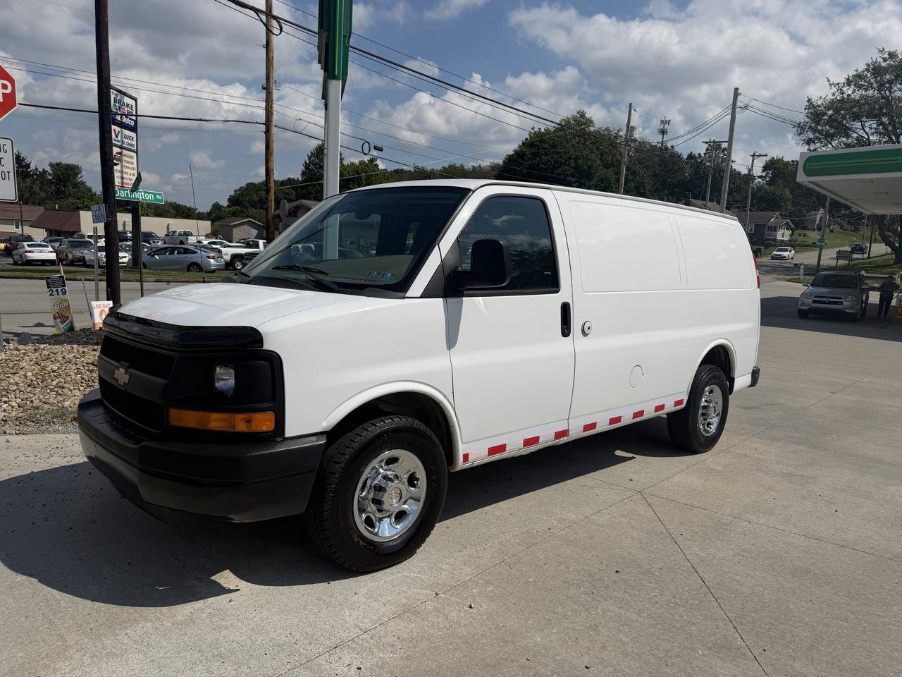 Used 2012 Chevrolet Express 2500 RWD image 19