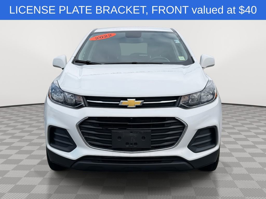 Used 2022 Chevrolet Trax LS w/ Tint and Cruise Package image 3