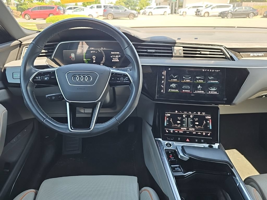 Used 2024 Audi Q8 e-tron Prestige w/ Prestige Package AWD/4WD image 2
