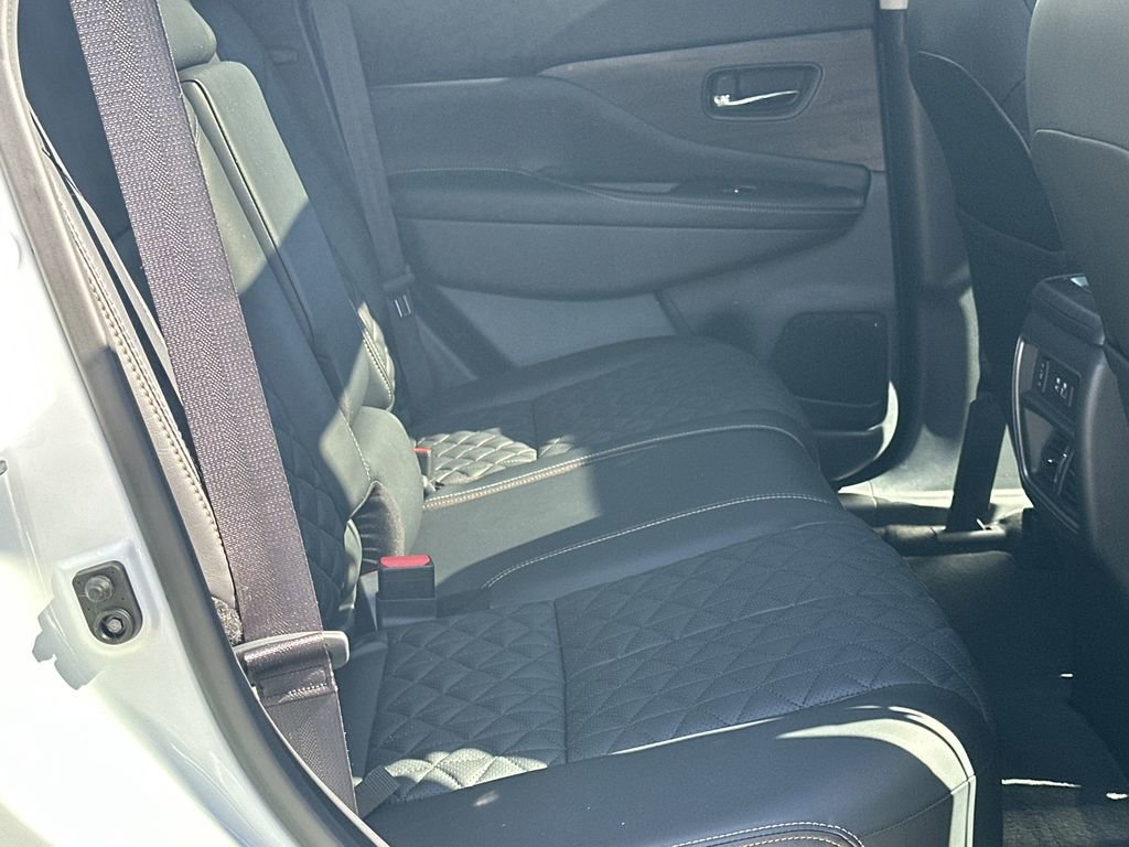 Used 2024 Nissan Murano Platinum w/ Cargo Package image 16