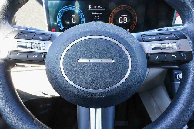 New 2026 Hyundai Tucson SE image 24