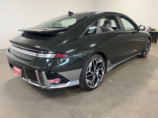 Used 2023 Hyundai Ioniq 6 SEL RWD image 3