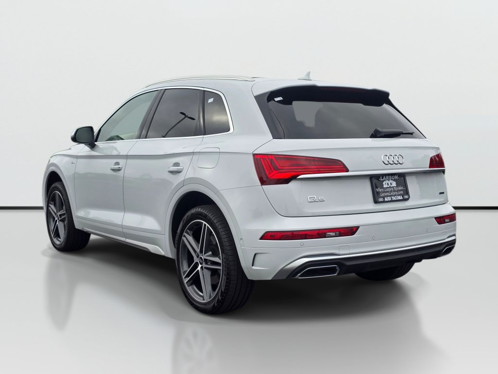 Used 2025 Audi Q5 e Prestige w/ Prestige Package AWD/4WD image 3
