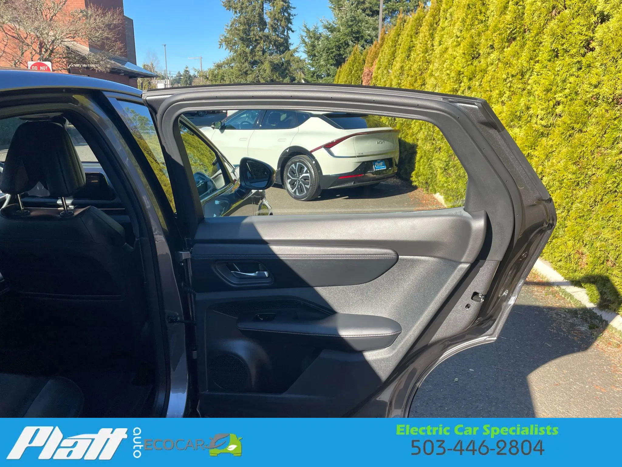 Used 2024 Nissan Ariya Engage e-4ORCE Sport Utility 4 image 41