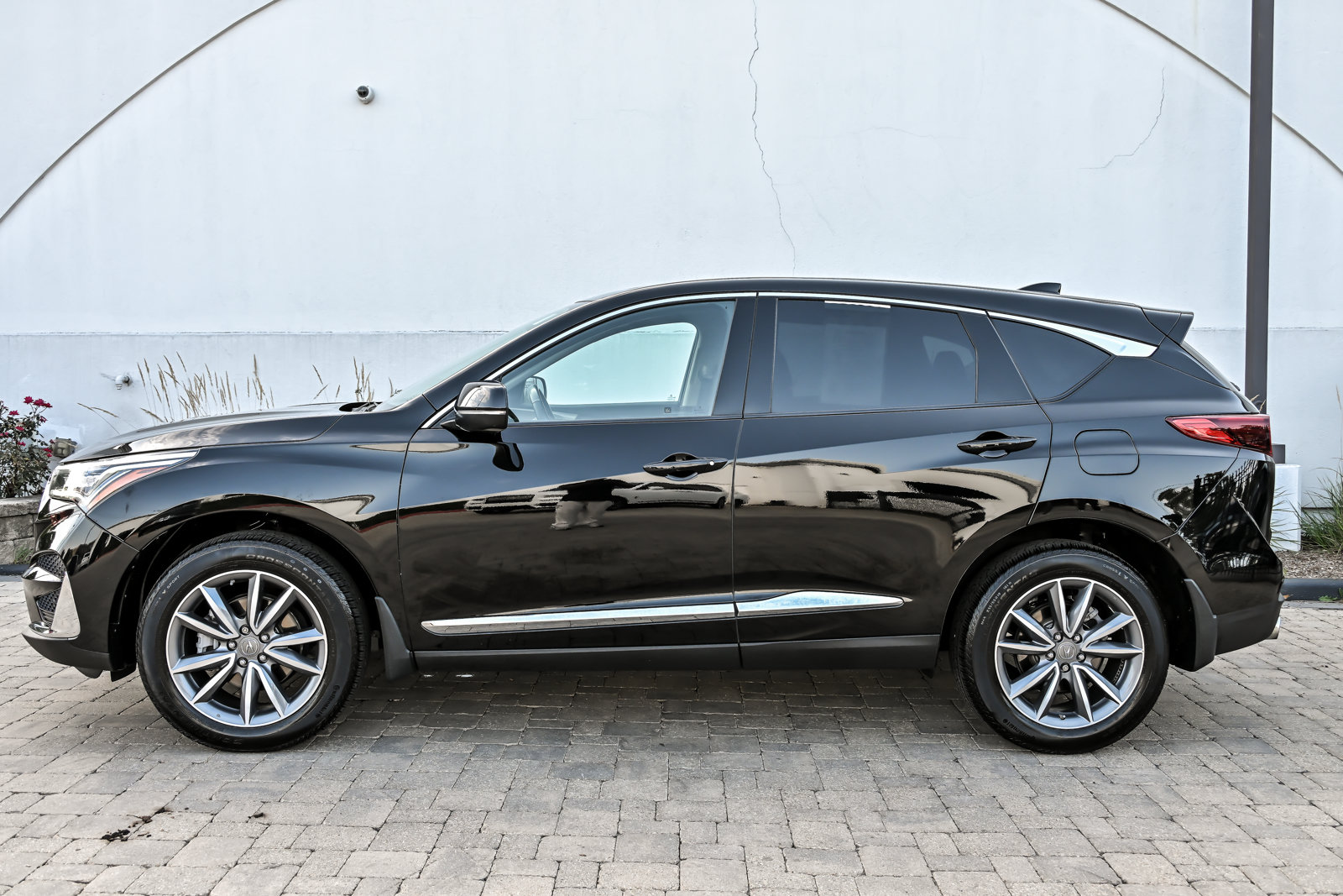 Used 2020 Acura RDX w/ Technology Package AWD/4WD image 10