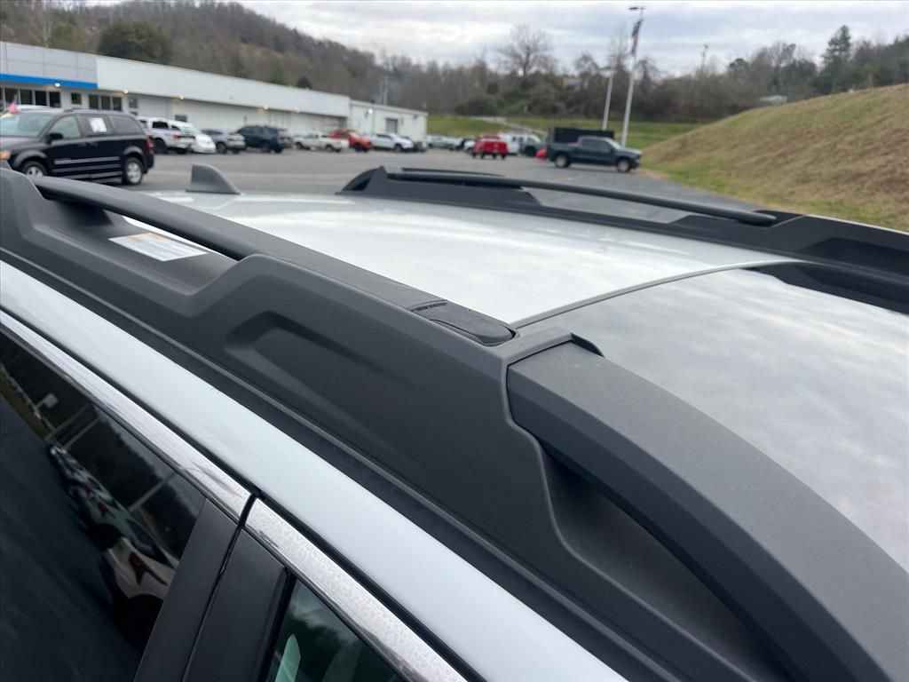 Used 2025 Subaru Outback Premium image 31