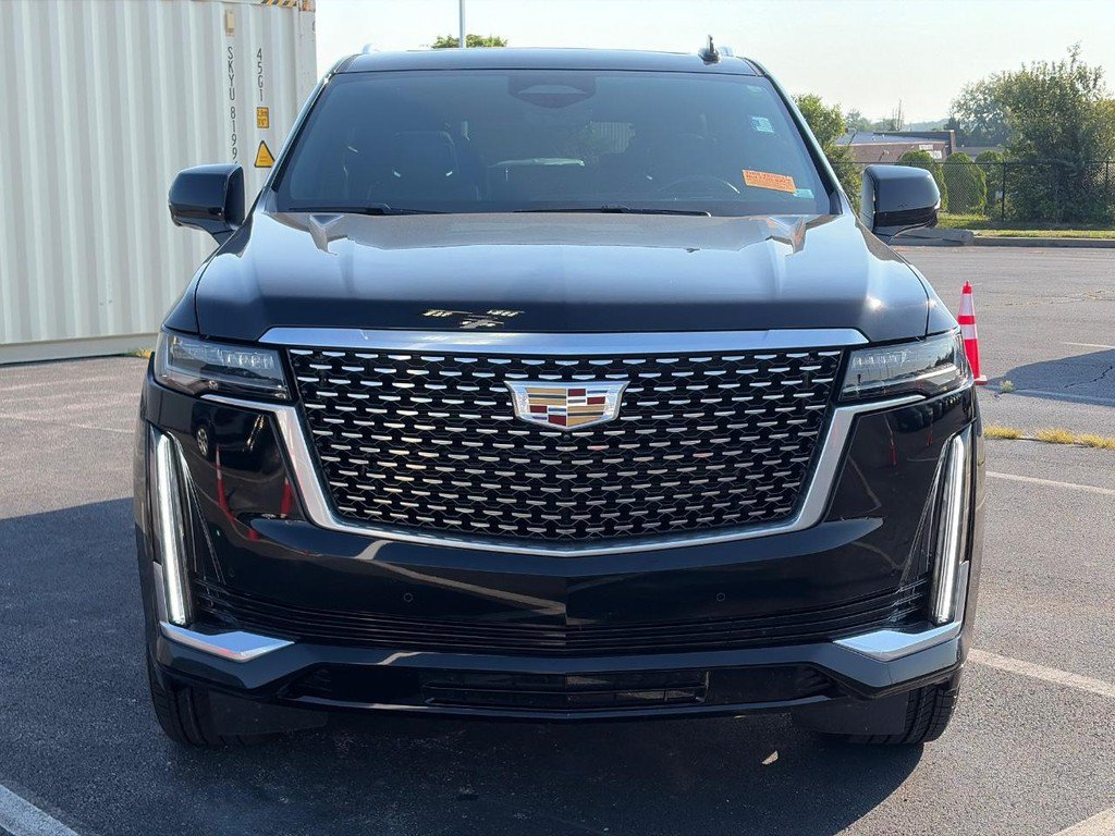 Used 2023 Cadillac Escalade Premium Luxury AWD/4WD image 8