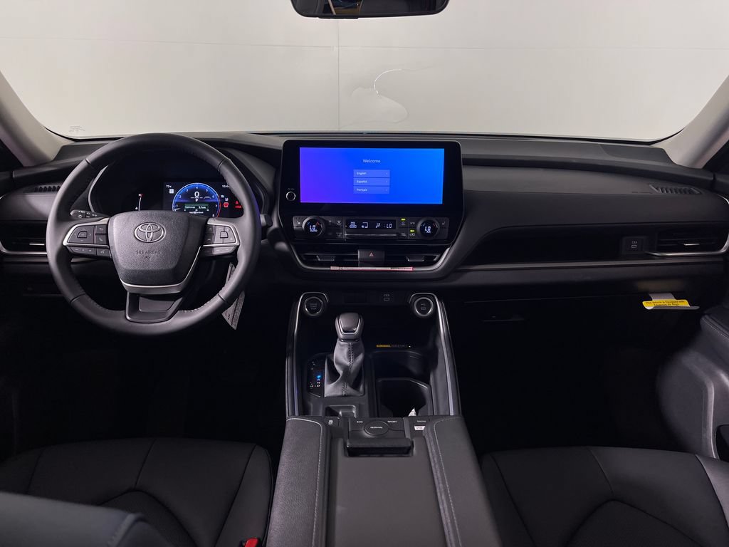 New 2026 Toyota Grand Highlander FWD image 14