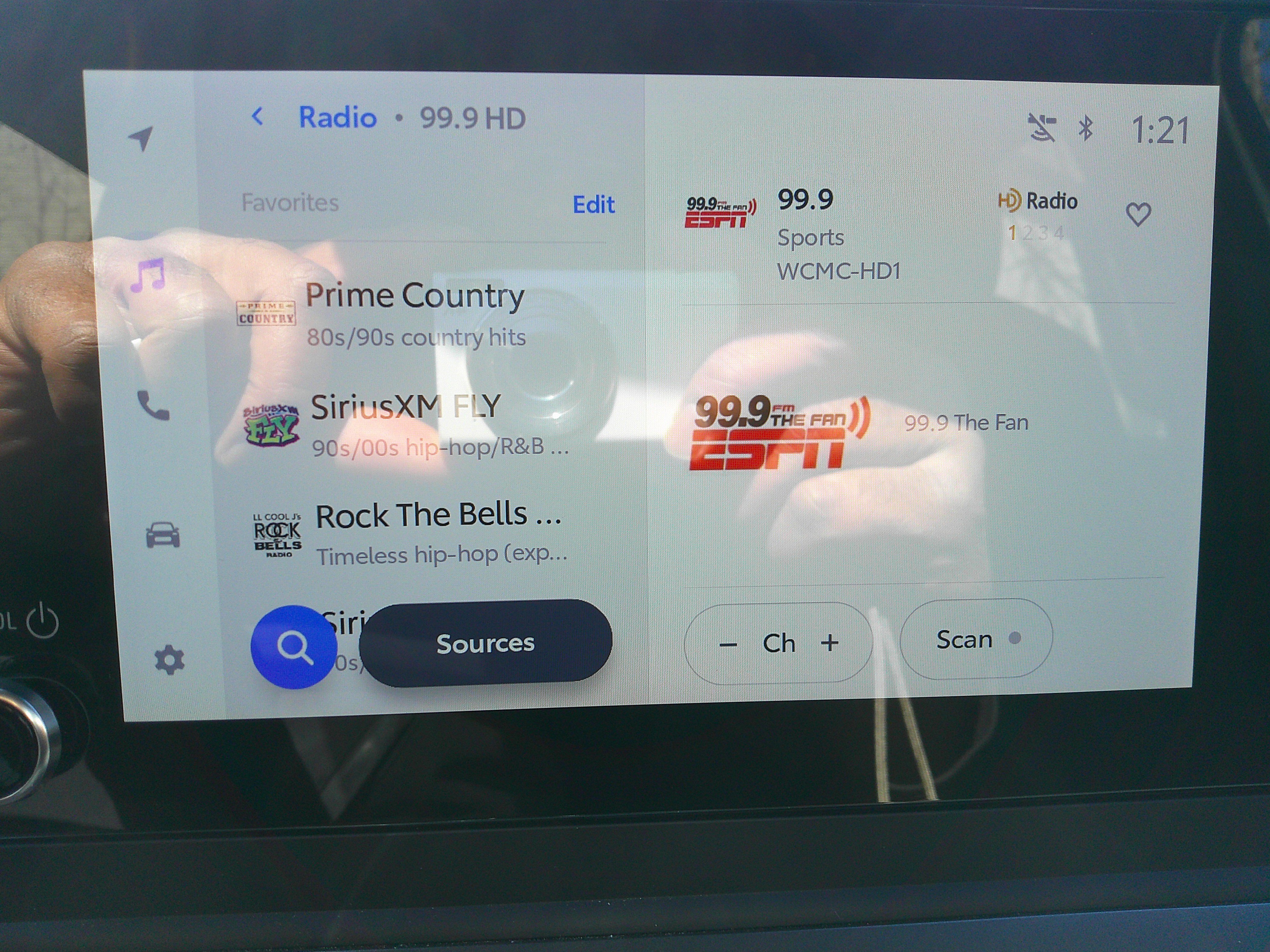 Used 2025 Toyota Tacoma SR5 image 40