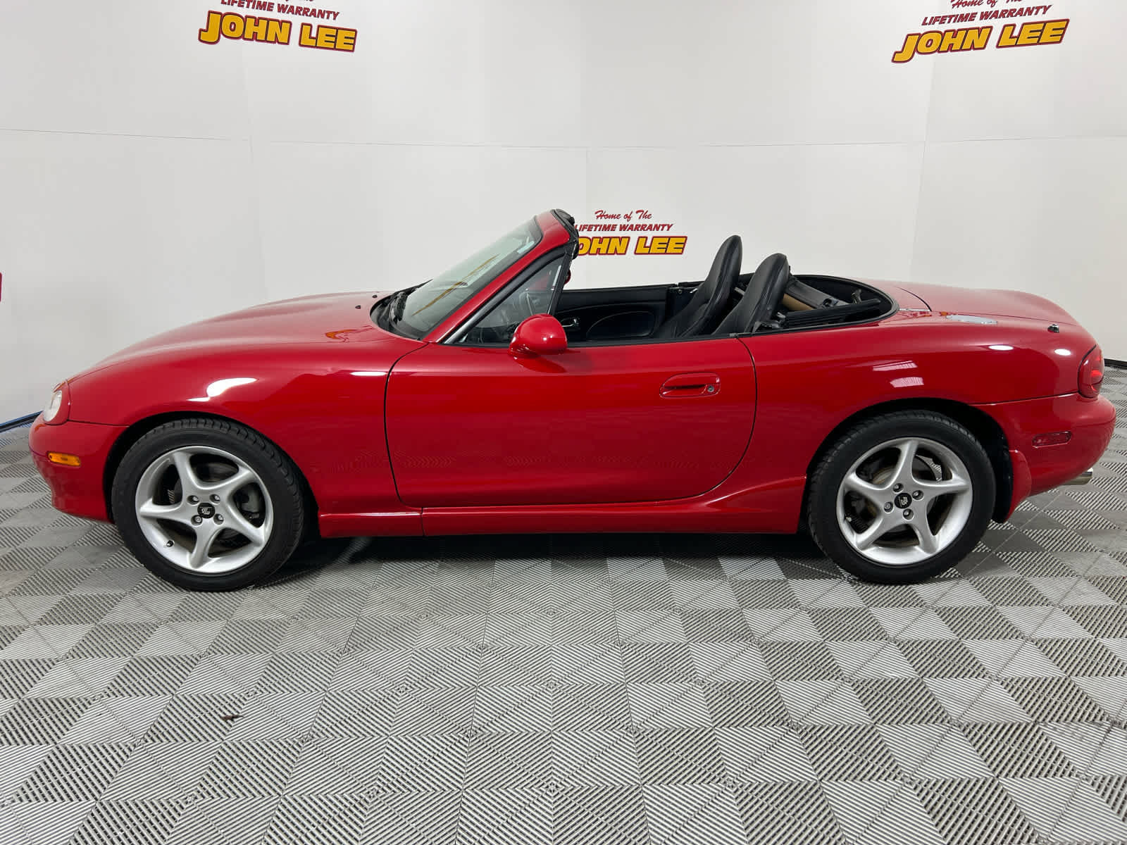 Used 2003 MAZDA MX-5 Miata LS image 12