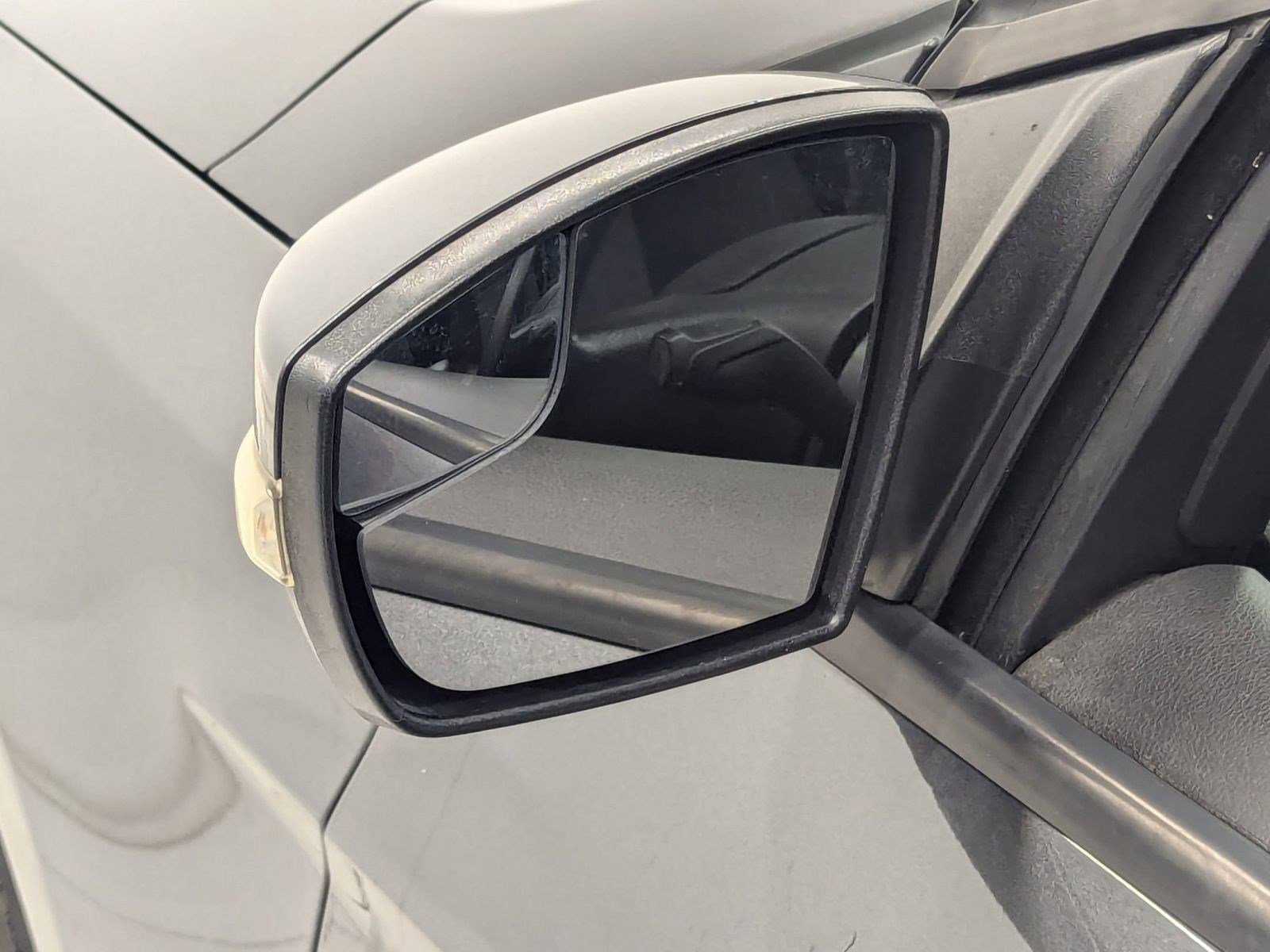 Used 2017 Ford Focus SEL image 29