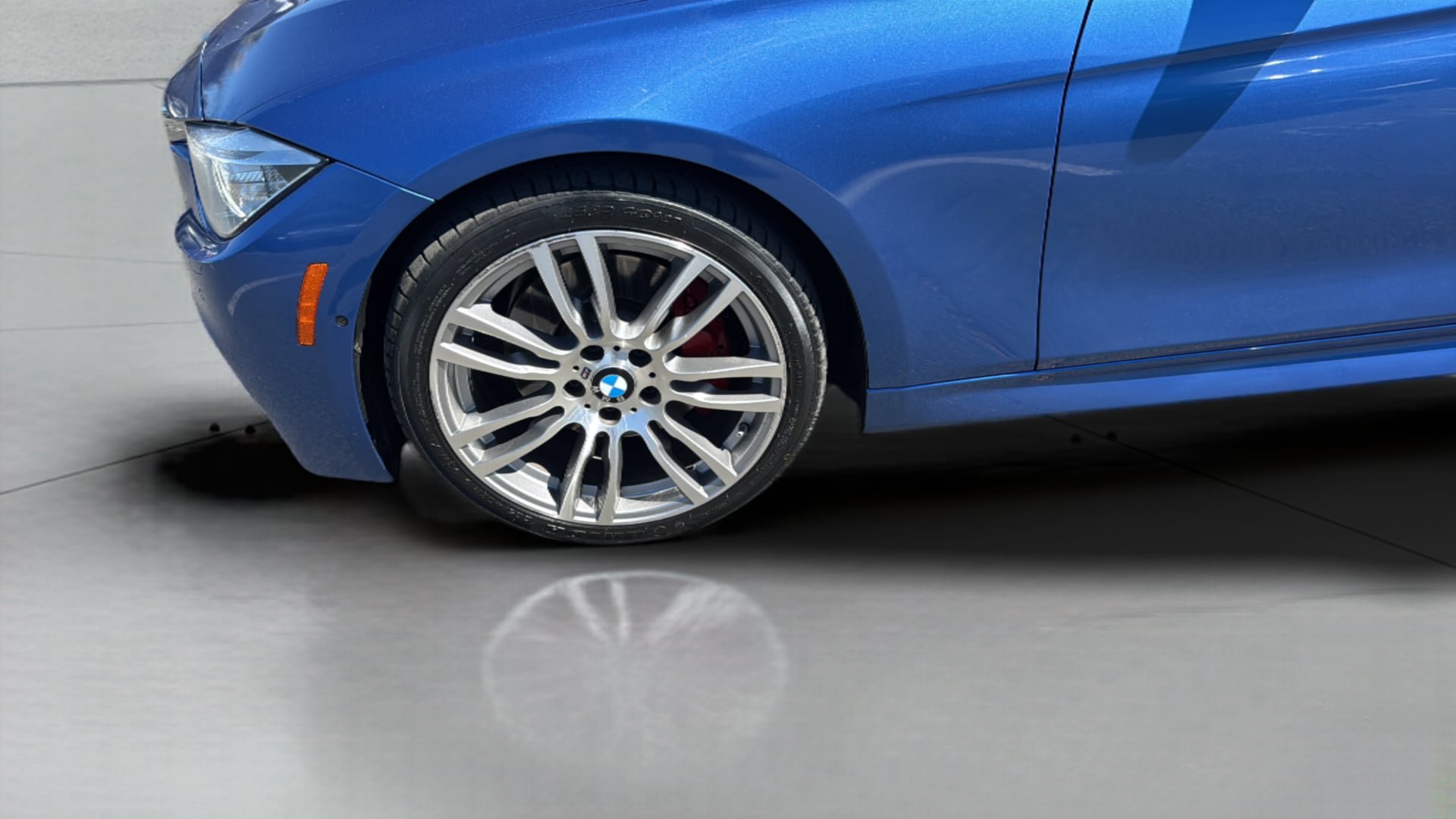 Used 2013 BMW 335i xDrive Sedan AWD/4WD image 36