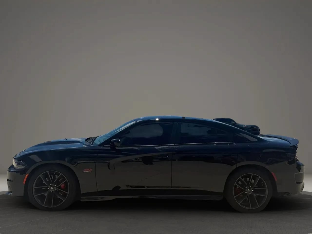 Used 2019 Dodge Charger Scat Pack RWD image 4