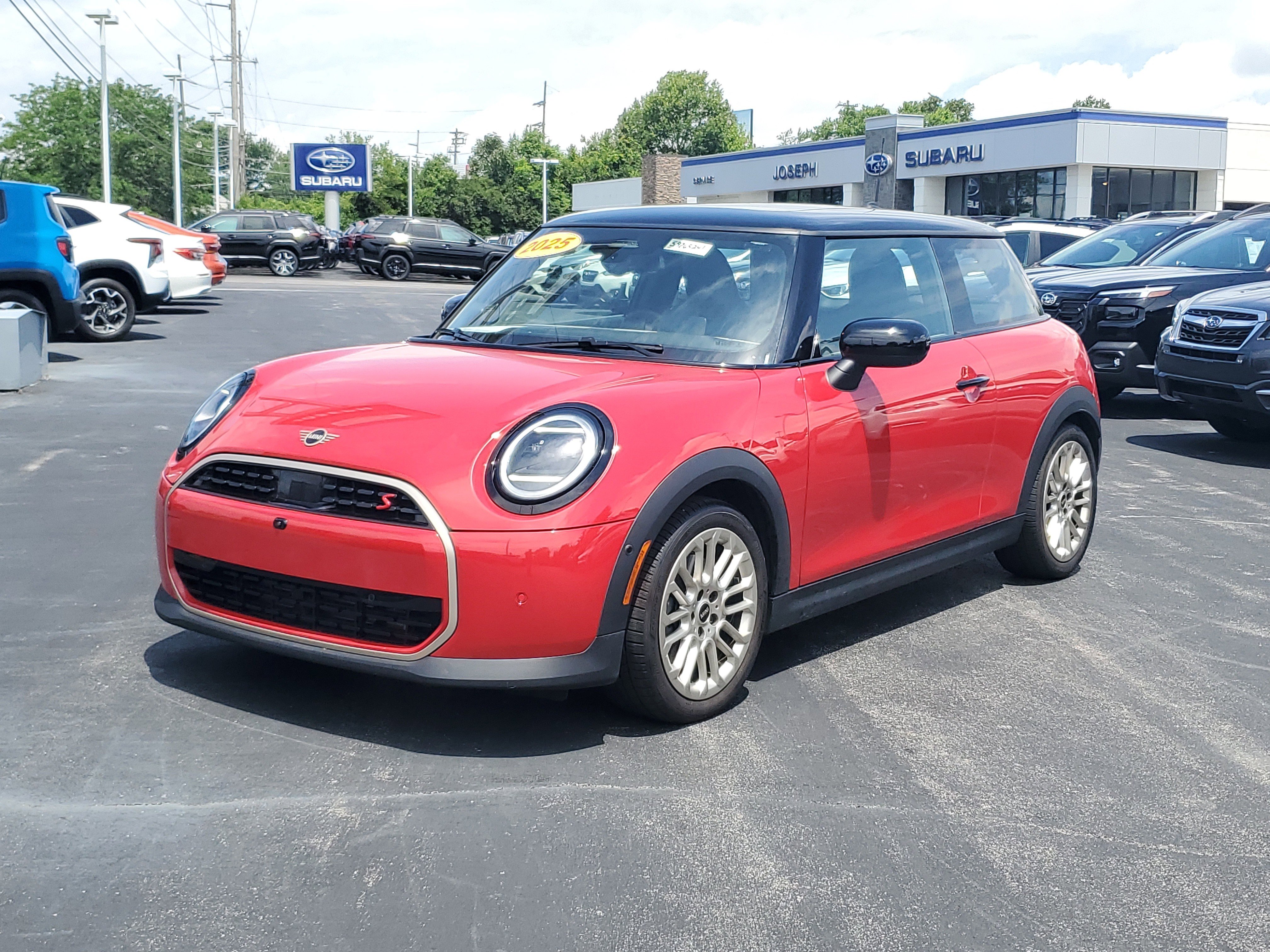 Used 2025 MINI Cooper S FWD image 27