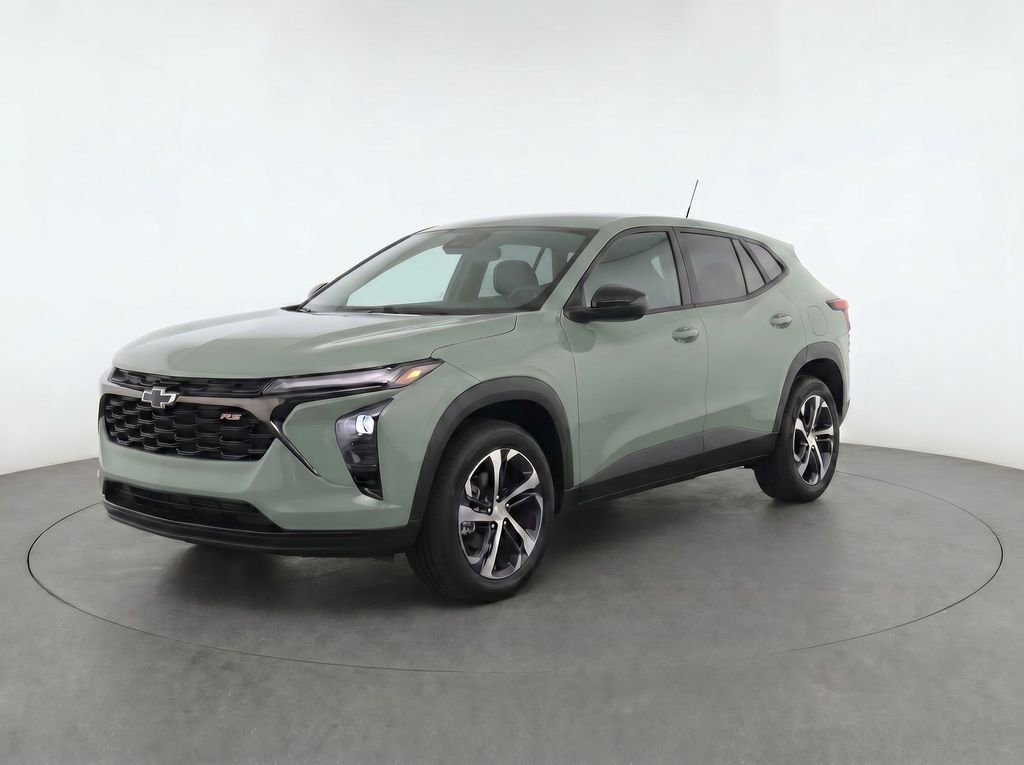 Used 2024 Chevrolet Trax RS w/ Driver Confidence Package FWD image 1