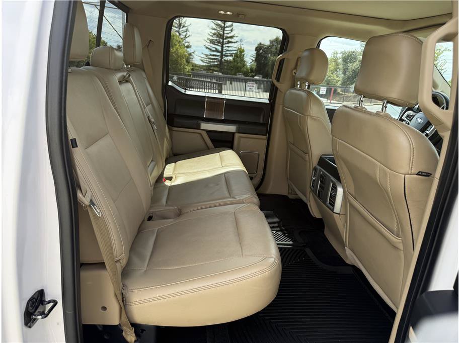 Used 2016 Ford F150 Lariat w/ Equipment Group 502A Luxury AWD/4WD image 16