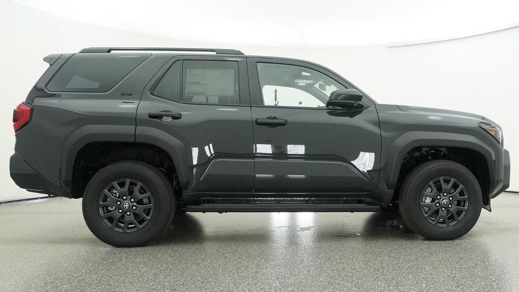 New 2026 Toyota 4Runner SR5 AWD/4WD image 13