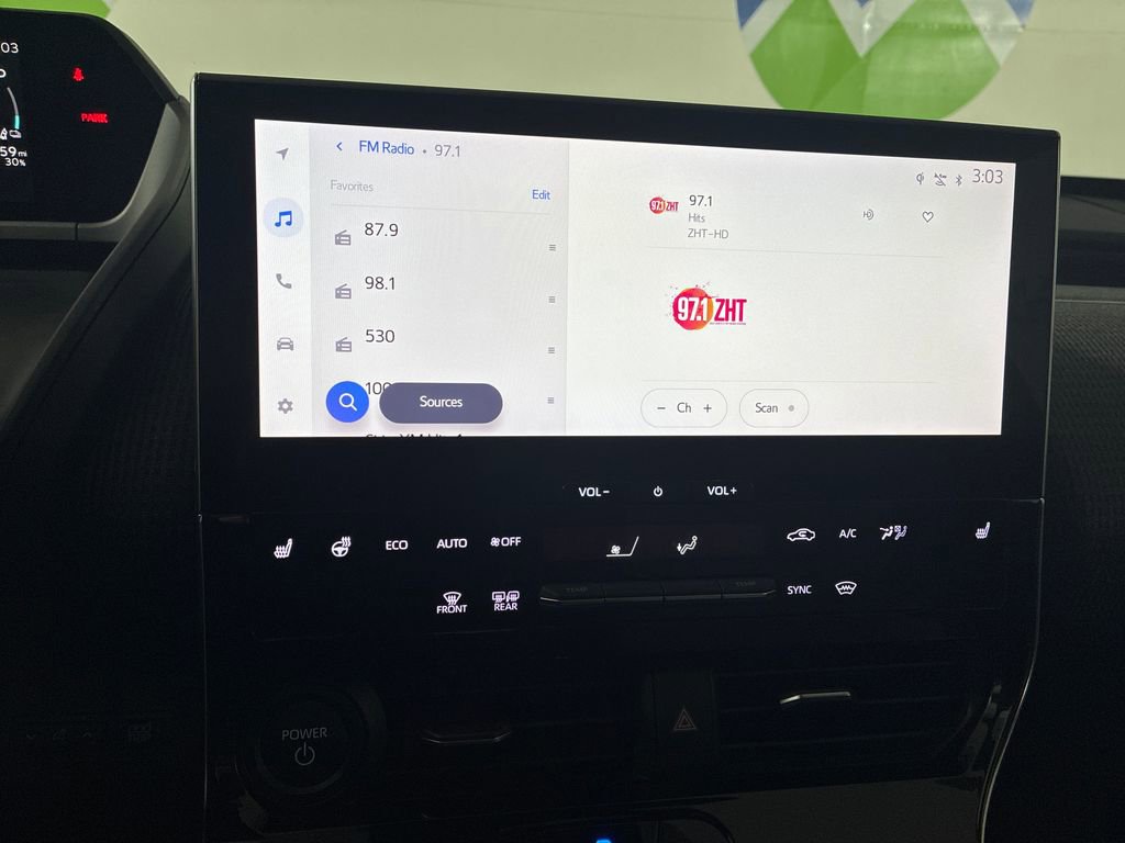 Used 2023 Subaru Solterra AWD image 27