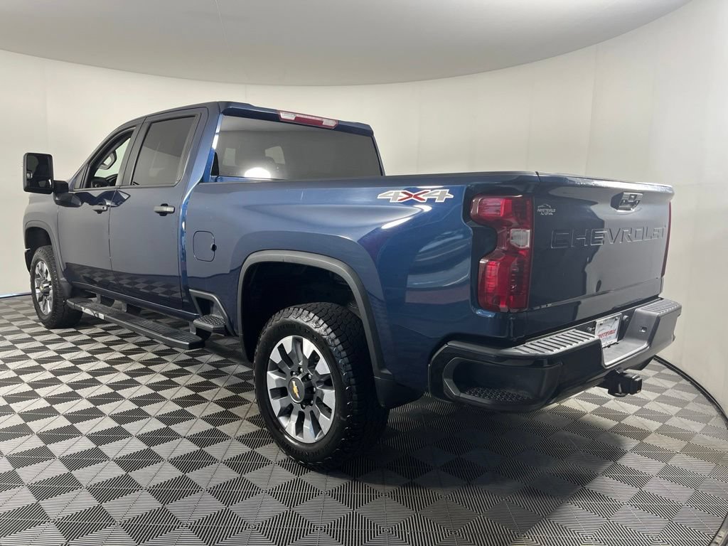 Certified 2022 Chevrolet Silverado 2500 Custom w/ Custom Value Package AWD/4WD image 3