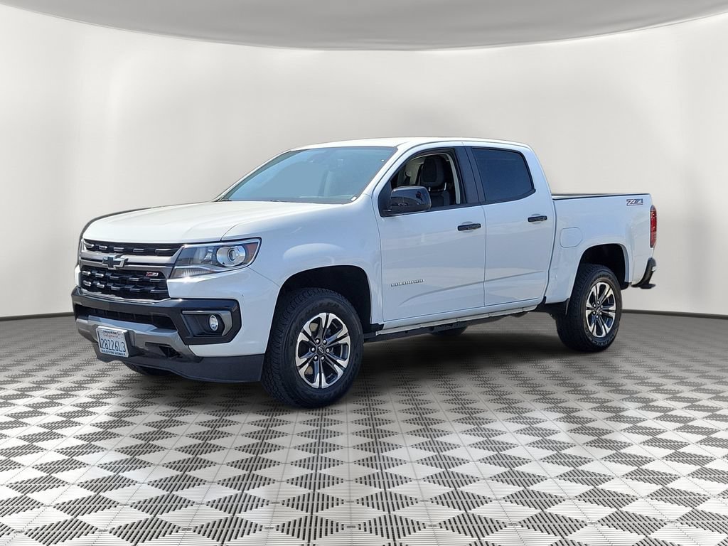 Used 2022 Chevrolet Colorado Z71 w/ Safety Package RWD image 3
